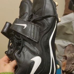 Mens size 11 Nike Cleats
